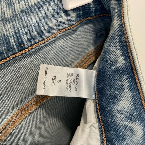 High rise, light wash jeggings - Picture 6 of 7